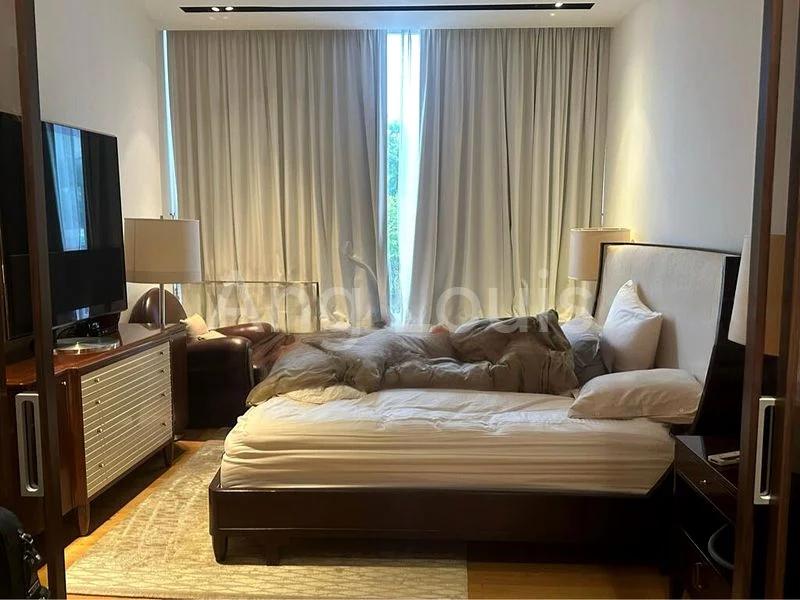 3 Bed Condo for Sale in  8 Napier - Image 8